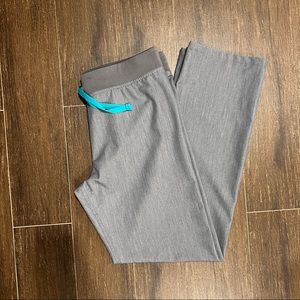 Figs Livingston Scrub Pants - Medium Tall in Graphite Grey